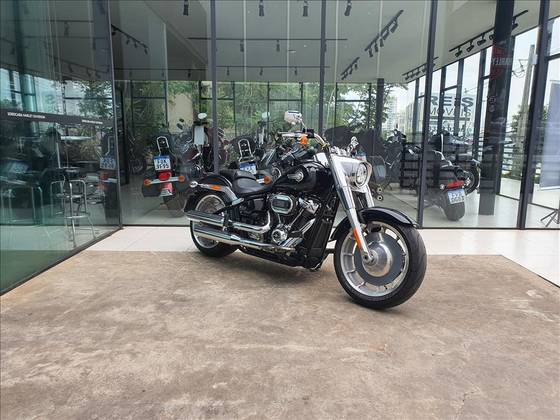 HARLEY-DAVIDSON SOFTAIL FAT BOY 114 HARLEY-DAVIDSON SOFTAIL FAT BOY 114